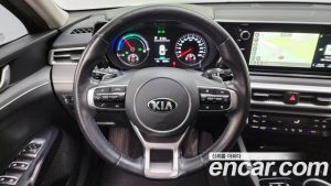 Kia K5 Prestige 2021 года из Южной Кореи