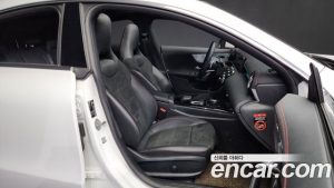 Mercedes-Benz CLA-Class CLA250 4MATIC 2020 года из Южной Кореи