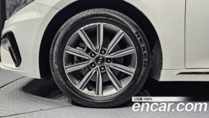 Kia K5 2.0 2020 года из Южной Кореи