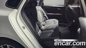 Kia K5 2.0 2020 года из Южной Кореи