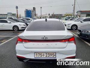 Hyundai AVANTE 1.6 2021 года из Южной Кореи