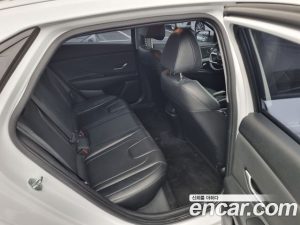Hyundai AVANTE 1.6 2021 года из Южной Кореи