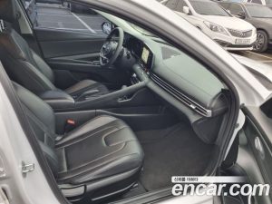 Hyundai AVANTE 1.6 2021 года из Южной Кореи