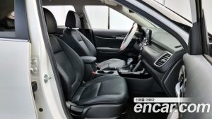 Kia Seltos Бензин 1.6 Turbo 2WD 2021 года из Южной Кореи