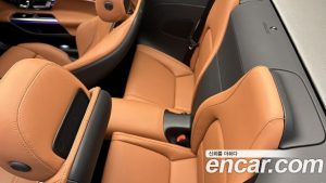 Mercedes-Benz SL-Class AMG SL63 4MATIC+ 2023 года из Южной Кореи