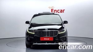 Kia Carnival 9-Seater Noblesse Special 2020 года из Южной Кореи