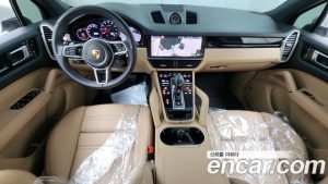 Porsche Cayenne 3.0 2021 года из Южной Кореи
