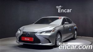 Lexus ES Luxury Plus 2020 года из Южной Кореи