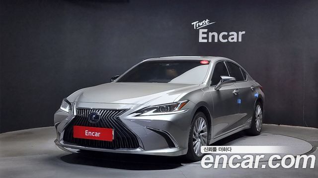 Lexus ES Luxury Plus 2020 года из Кореи