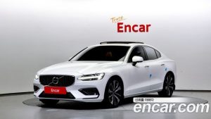 Volvo S60 B5 ULTIMATE Bright 2023 года из Южной Кореи