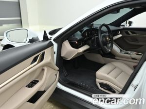Porsche Taycan 4S 2021 года из Южной Кореи