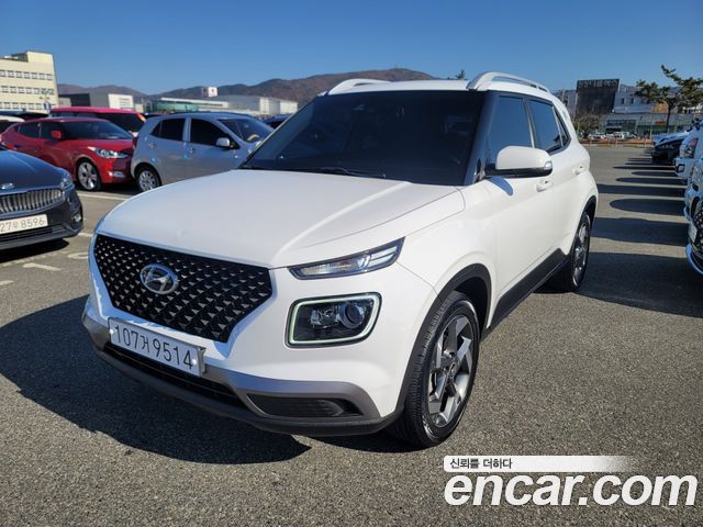 Hyundai Venue 1.6 Flux 2020 года из Кореи