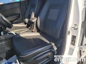 Hyundai Venue 1.6 Flux 2020 года из Южной Кореи