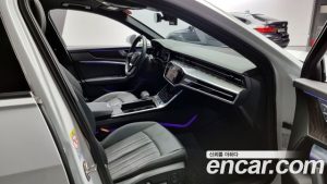 Audi A6 45 TFSI 4WD Premium 2020 года из Южной Кореи