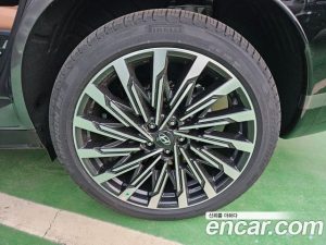 Hyundai Santafe Бензин 2.5T 4WD 2024 года из Южной Кореи
