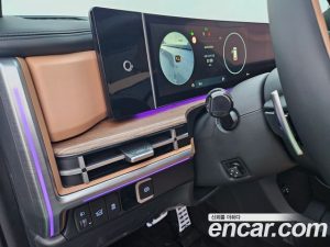 Hyundai Santafe Бензин 2.5T 4WD 2024 года из Южной Кореи