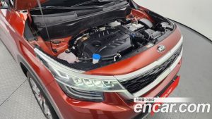 Kia Seltos Дизель 1.6 2WD 2021 года из Южной Кореи