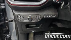 ChevroletGMDaewoo Trailblazer 1.3 Turbo 2WD 2022 года из Южной Кореи