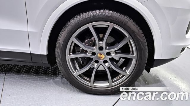 36436379_005.jpg Porsche Cayenne 3.0 Coupe 2020 года из Южной Кореи