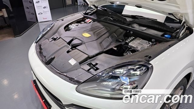 36436379_006.jpg Porsche Cayenne 3.0 Coupe 2020 года из Южной Кореи