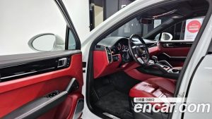 Porsche Cayenne 3.0 Coupe 2020 года из Южной Кореи