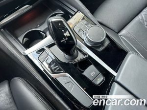 BMW 5-Series 520d M Sport Plus 2020 года из Южной Кореи
