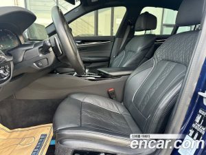 BMW 5-Series 520d M Sport Plus 2020 года из Южной Кореи