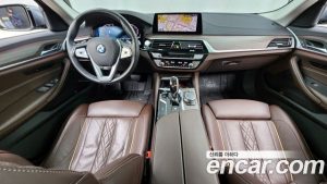 BMW 5-Series 520d Luxury Plus 2020 года из Южной Кореи