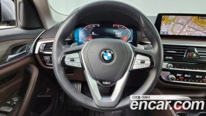 BMW 5-Series 520d Luxury Plus 2020 года из Южной Кореи