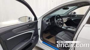 Audi A6 40 TDI 2020 года из Южной Кореи
