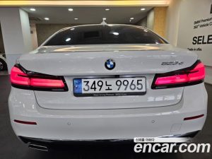 BMW 5-Series 523d Luxury 2021 года из Южной Кореи