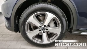Mercedes-Benz GLC-Class GLC300 4MATIC 2019 года из Южной Кореи