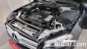 Mercedes-Benz GLC-Class GLC300 4MATIC 2019 года из Южной Кореи