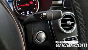 Mercedes-Benz GLC-Class GLC300 4MATIC 2019 года из Южной Кореи