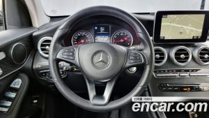 Mercedes-Benz GLC-Class GLC300 4MATIC 2019 года из Южной Кореи