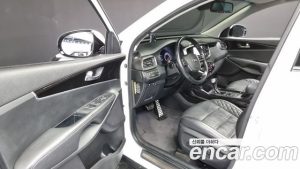 Kia Sorento Дизель 2.2 2WD 2020 года из Южной Кореи