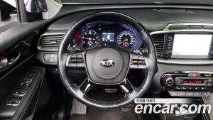 Kia Sorento Дизель 2.2 2WD 2020 года из Южной Кореи