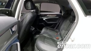 Audi A6 45 TFSI 2021 года из Южной Кореи