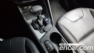 Kia Niro 1.6 HEV 2020 года из Южной Кореи