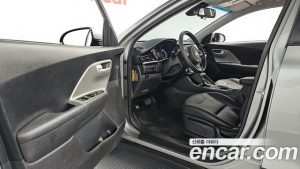 Kia Niro 1.6 HEV 2020 года из Южной Кореи