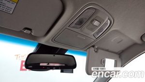 Kia Niro 1.6 HEV 2020 года из Южной Кореи