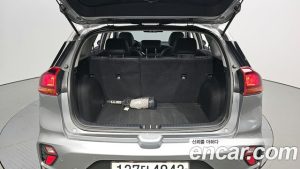 Kia Niro 1.6 HEV 2020 года из Южной Кореи
