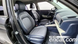 Hyundai Venue 1.6 Modern 2020 года из Южной Кореи