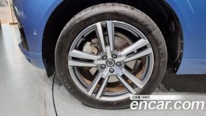 Volvo XC60 T8 R-디자인 2021 года из Южной Кореи