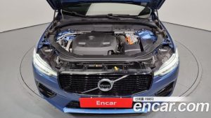 Volvo XC60 T8 R-디자인 2021 года из Южной Кореи