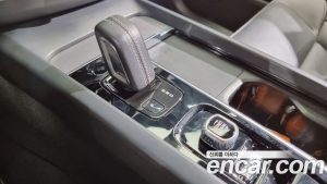 Volvo XC60 T8 R-디자인 2021 года из Южной Кореи