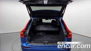 Volvo XC60 T8 R-디자인 2021 года из Южной Кореи