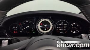 Porsche 911 CARRERA GTS Cabriolet 2023 года из Южной Кореи
