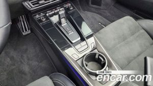 Porsche 911 CARRERA GTS Cabriolet 2023 года из Южной Кореи