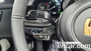 Porsche 911 CARRERA GTS Cabriolet 2023 года из Южной Кореи